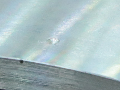 Kerbung f�r die Montage der Laserquelle