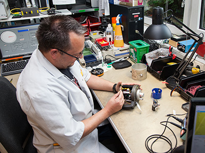 Reparatur und Kalibrierung